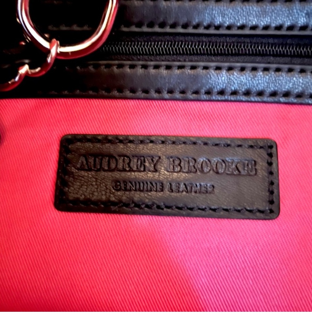 Elegant Black leather Quilted Chain Audrey Brooke Tote Bag - Picture 11 of 11
